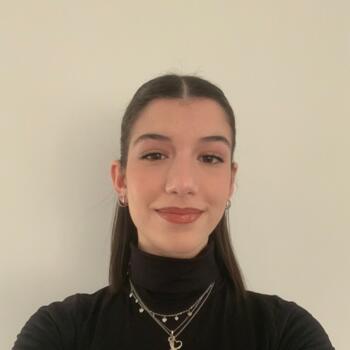 Canguro en Albacete: Paula