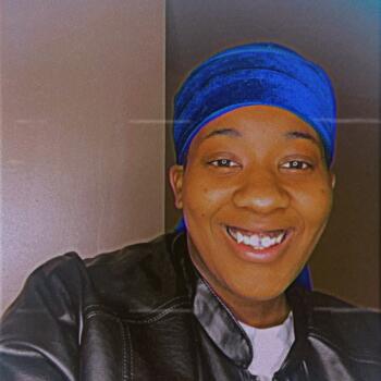 Babysitter in New Philadelphia: Renee