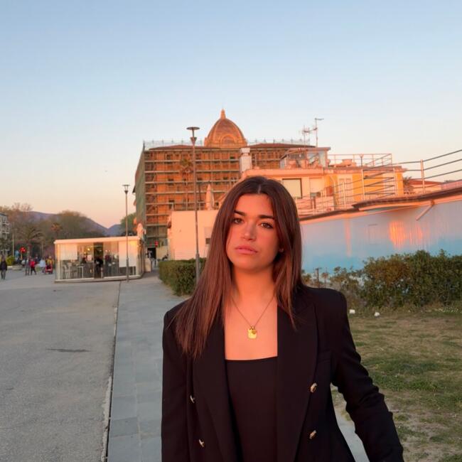 Babysitter in Viareggio: Alessia