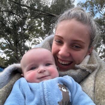 Babysitter in Bendigo: Chloe