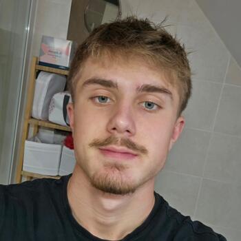 Babysitter in Rosny-sous-Bois: Hugo