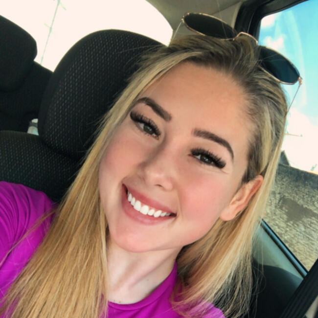 Babá em Palhoça: Carolina