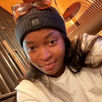 Nounou à Ear Falls: Tanaka