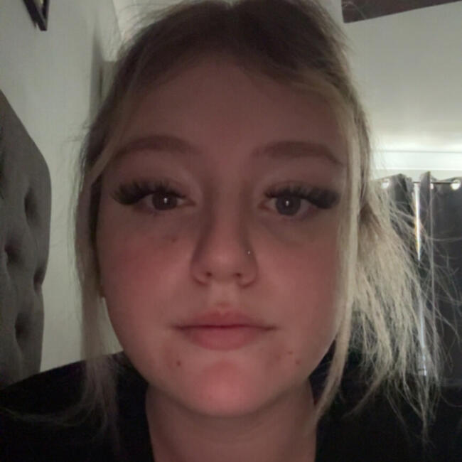 Babysitter in Rockingham: Amy
