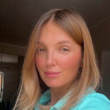 Lavoro per babysitter a Roma: lavoro per babysitter Alina