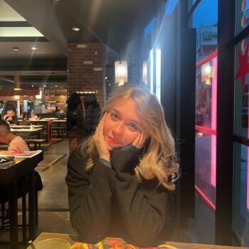 Babysitter in Berlin: Elisa