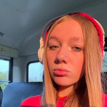 Babysitter in Louisville: Jazmynn