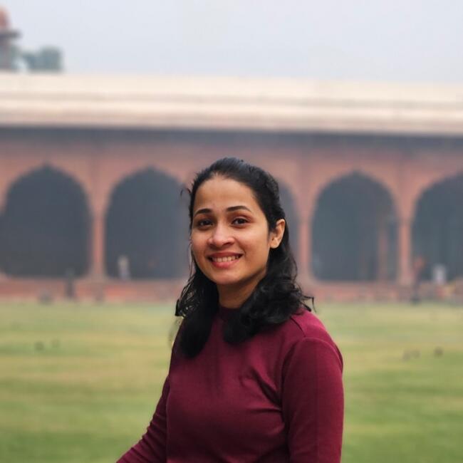 Babysitter in Toledo: Lakshmi