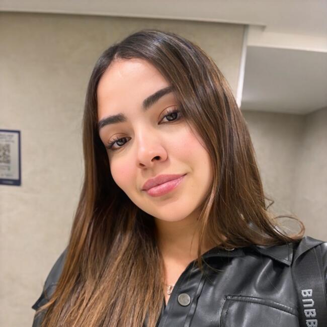 Babysitter in Zapallar: Valentina Estefania