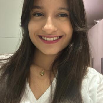 Babysitter in Uberlândia: Milena