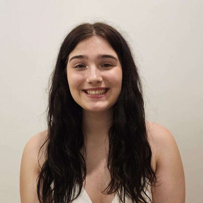 Babysitter in Seattle: Emily