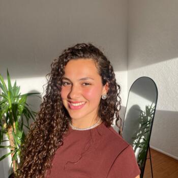 Babysitter Mönchengladbach: Leticia