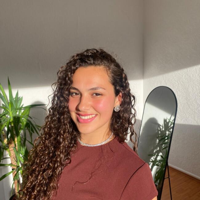 Babysitter in Mönchengladbach: Leticia
