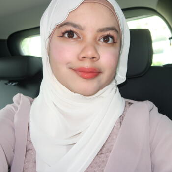 Babysitter in Adelaide: Aleeya