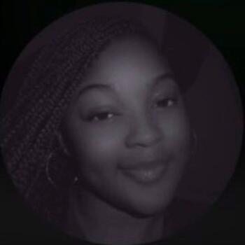 Babysitter in Youngstown: Elliyah