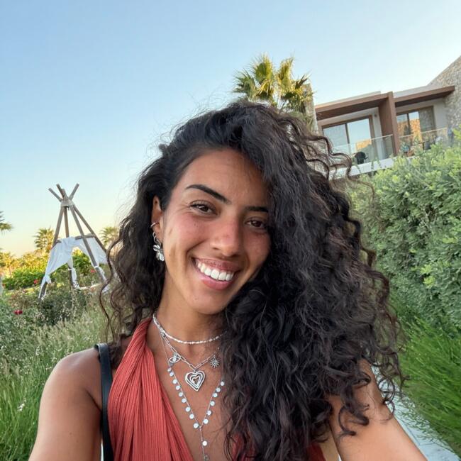 Babysitter in Hénin-Beaumont: Meliana