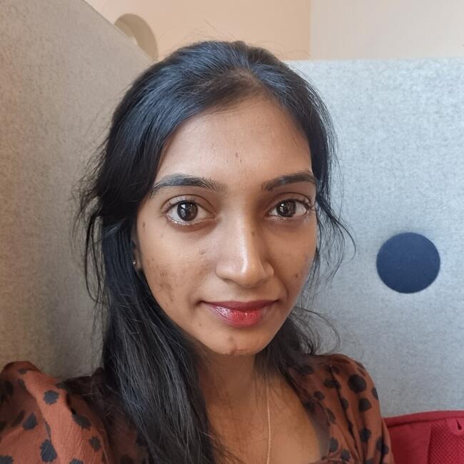 Babysitter in Luton: Divyanjali