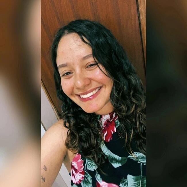 Babysitter in Uberlândia: Rayssa