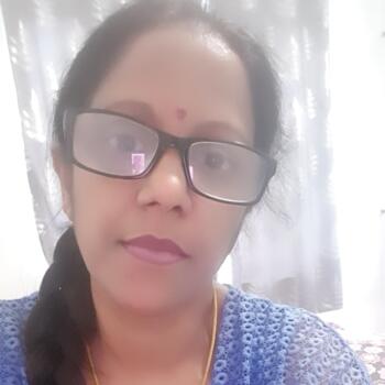 Babysitter in London: Saradah