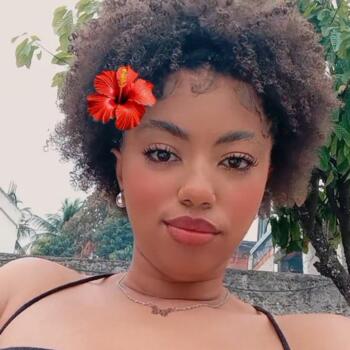 Babá em Nilópolis: Rayanne