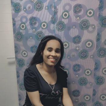 Niñera en Dubái: Warqo