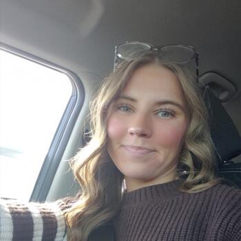 Babysitter in Uxbridge: Brooke