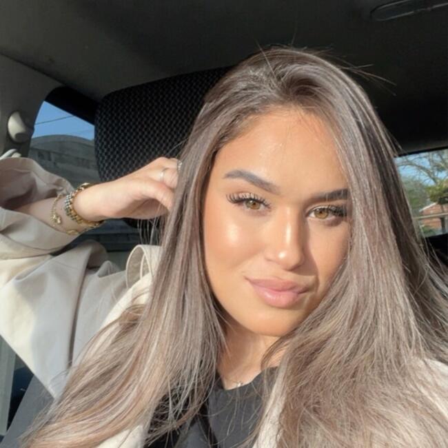 Babysitter in Saint-Yzan-de-Soudiac: Sarah