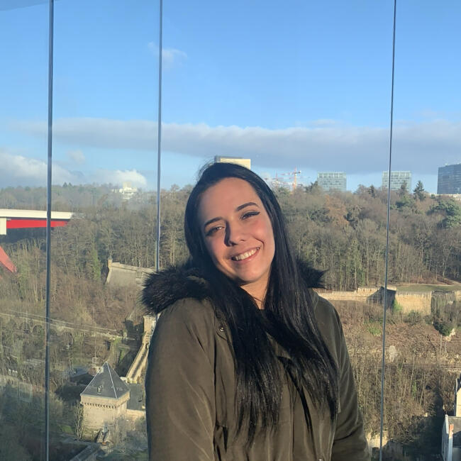 Baby-sitter in Faro: Raquel