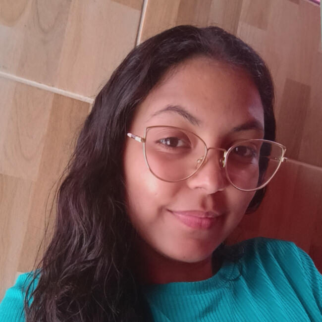 Babá em Recife: Brenda Larissa