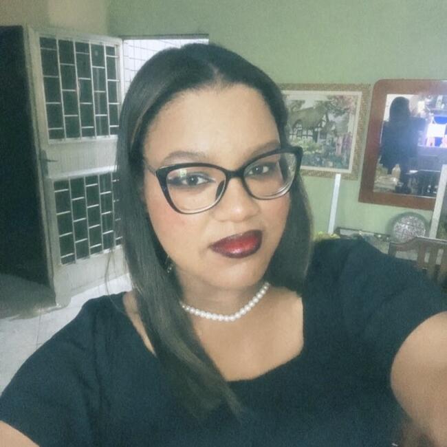 Babá em Nova Iguaçu: Mylene