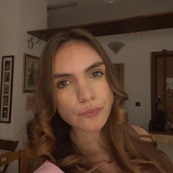 Babysitter in Genoa: Giulia