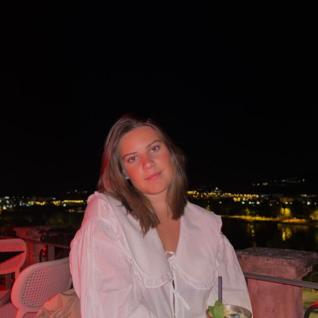 Babysitter em Coimbra: Carolina