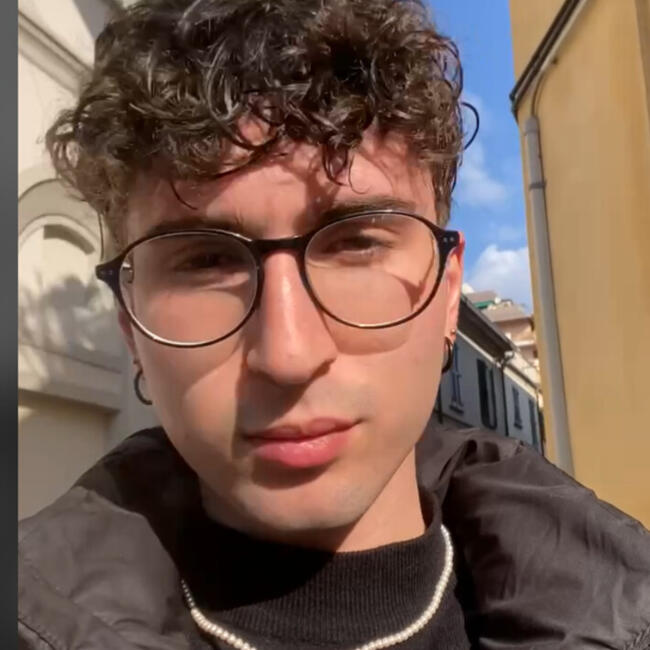 Babysitter in Vedano Olona: Anthony