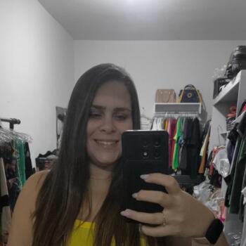 Emprego de babá em Belford Roxo: emprego de babá Jamile Caroline
