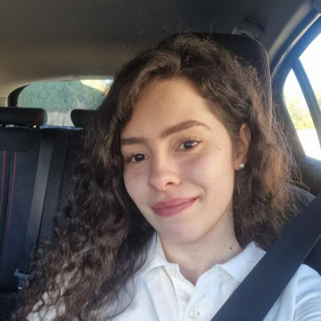 Babysitter in Viseu: Alice