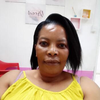 Babysitter in Johannesburg: Thobile