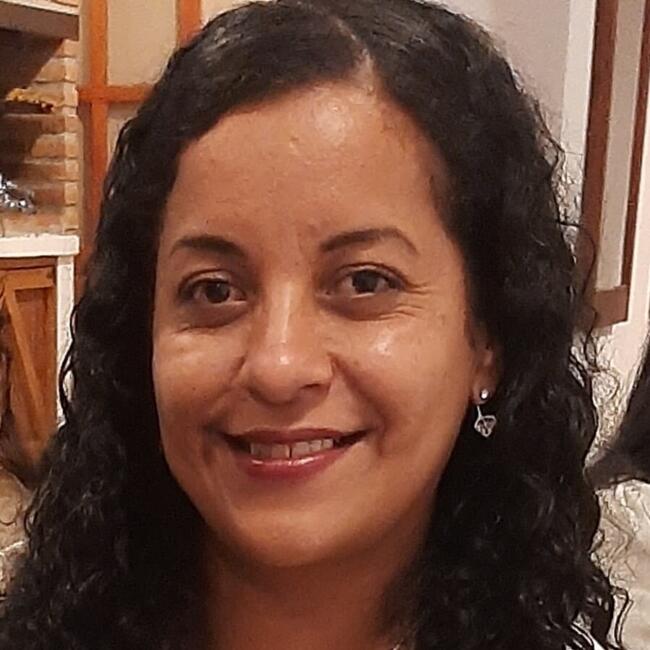 Niñera en Comodoro Rivadavia: Lorena