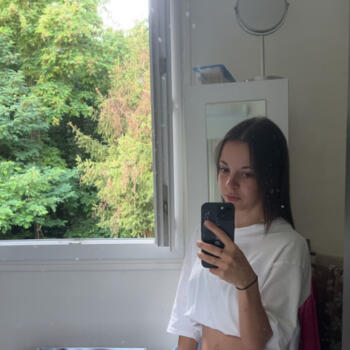Babysitter in Châteaubriant: Lise