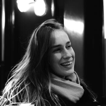 Baby-sitter in Paris: Ambre