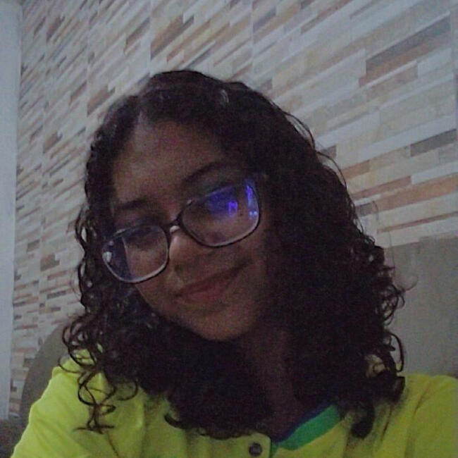 Babá em Jaboatão dos Guararapes: Eloísa