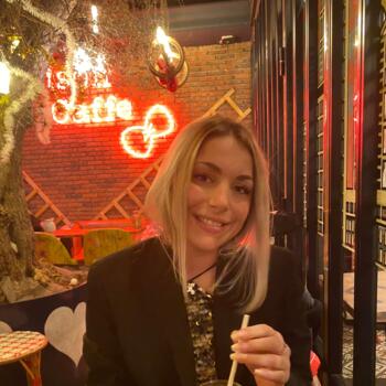 Baby-sitter in Paris: Clara