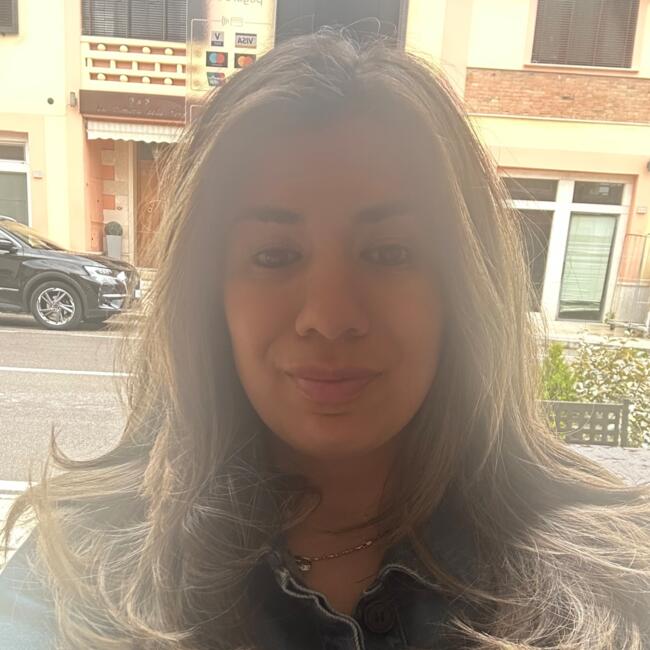 Babysitting job in Frösakull: Yas