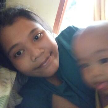Babysitting job in Surabaya: babysitting job Mayada