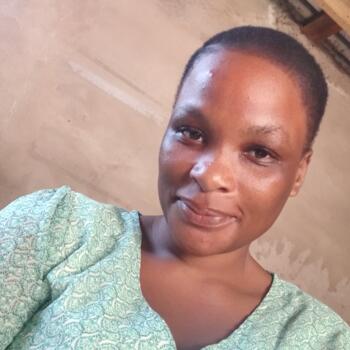 Babysitter in Ntuzuma: Nonkululeko