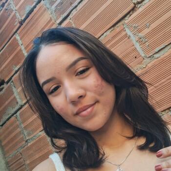 Babysitter in Belford Roxo: Darlene