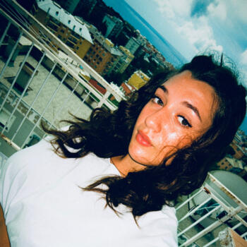 Babysitter Genova: Sirya tiziana