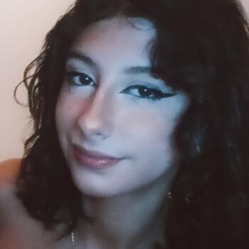 Babá em Cruzeiro: Mirella