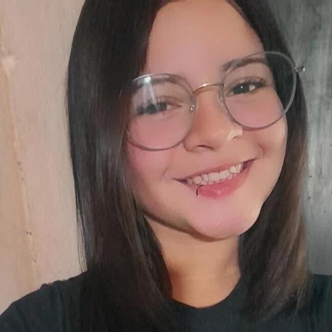 Niñera en Almirante Brown: Micaela