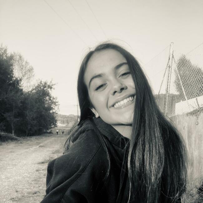 Niñera en Oroso: Julia