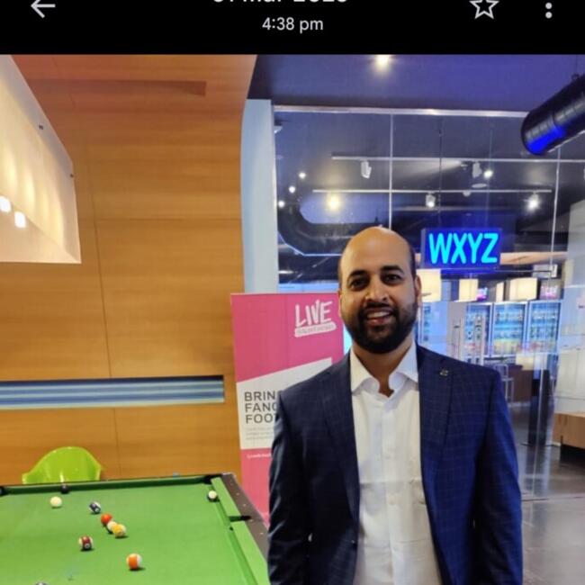 बंगलौर में बेबीसिटर: Gyan